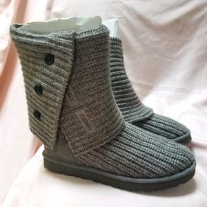 UGG Classic Cardy Knit Boots, Size 7, Gray